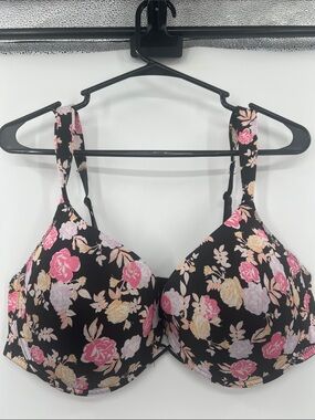 42D  XOXO  bra   NWOT